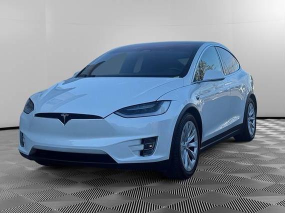 TESLA MODEL X 2018 5YJXCAE24JF144756 image
